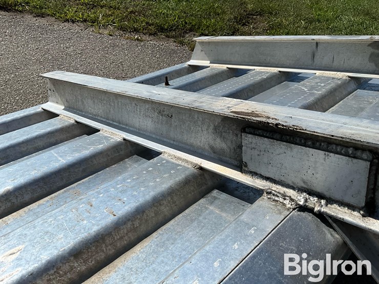 koneta-diamond-brite-aluminum-truck-headache-rack-image-16