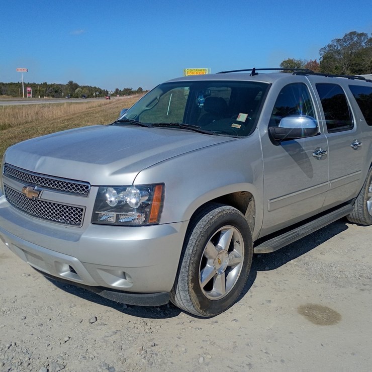 2010 CHEVROLET SUBURBAN