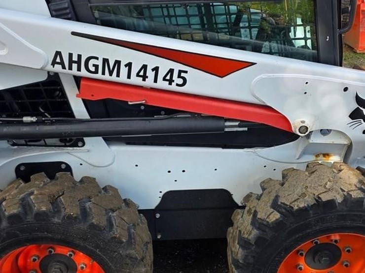 2018-bobcat-s550-image-12