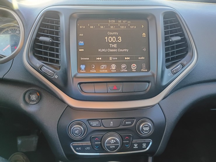 2014-jeep-cherokee-image-37