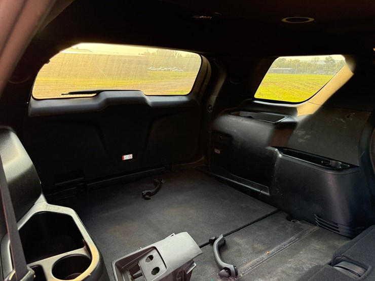 2018-ford-explorer-image-39