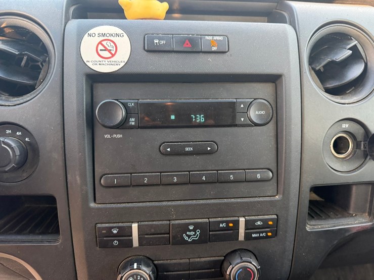 2014-ford-f150-xl-image-47