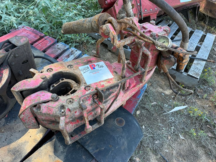 oil-country-m-40-hyd-power-rod-tong-image-1