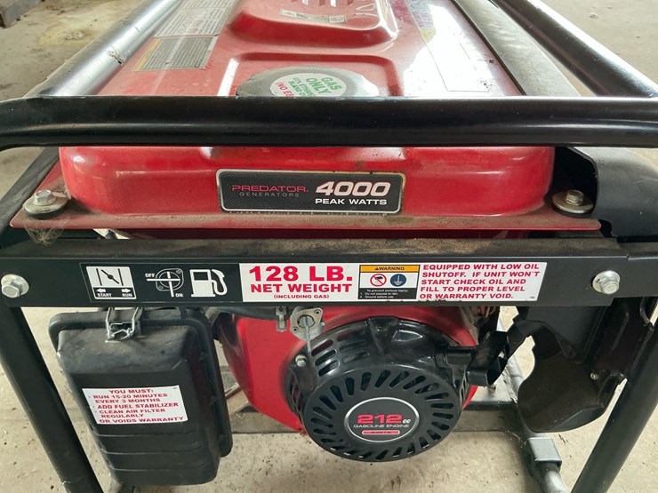 #106-•-predator-4000-peak-watt-portable-generator-image-9