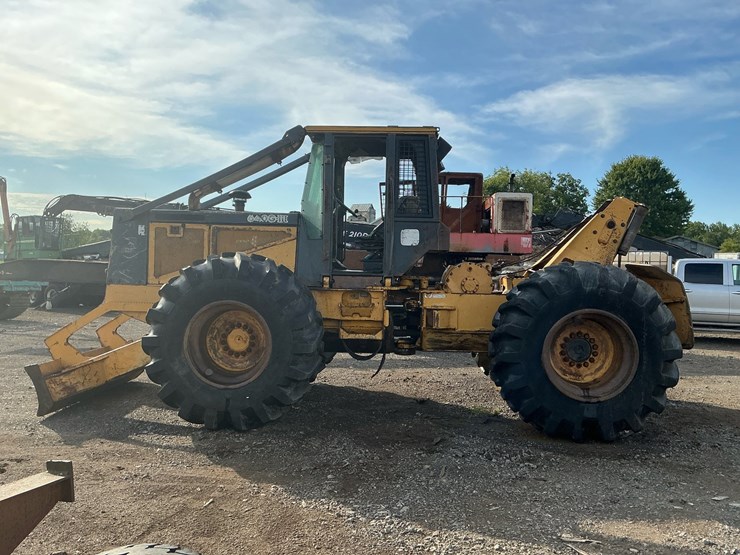 deere-640g-image-2