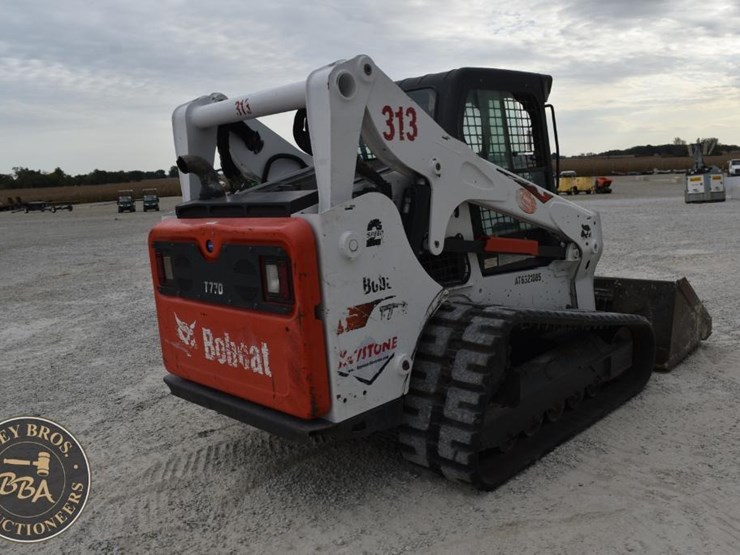 2019-bobcat-t770-image-16
