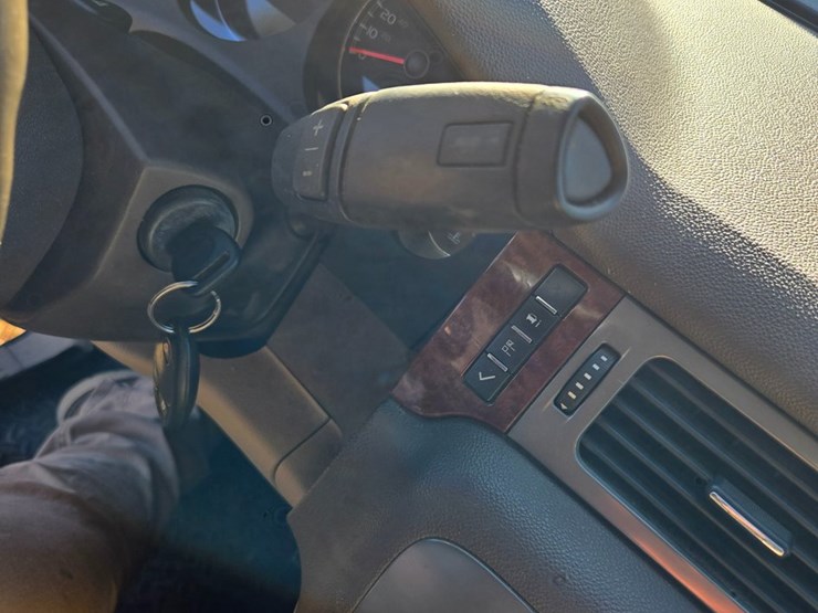 2008-gmc-sierra-2500hd-image-41