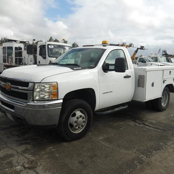 2013 CHEVROLET SILVERADO 3500