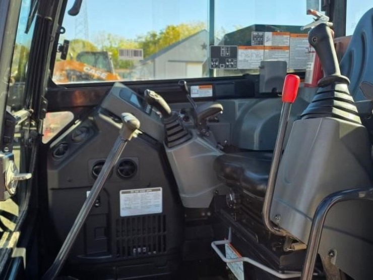2022-yanmar-sv100-2a-image-58