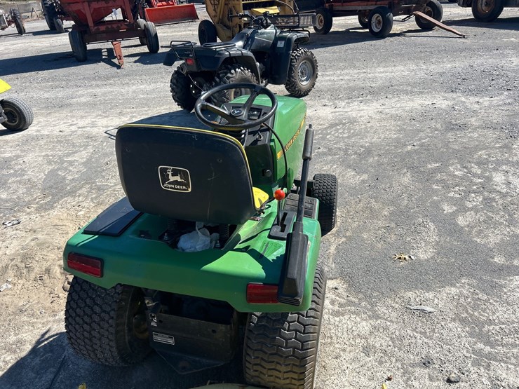 john-deere-265-image-5