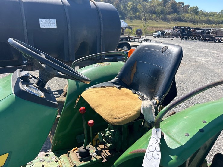 john-deere-850-image-9