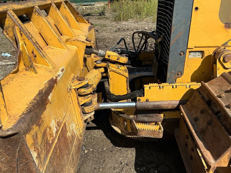 deere-650j-lt-image-18