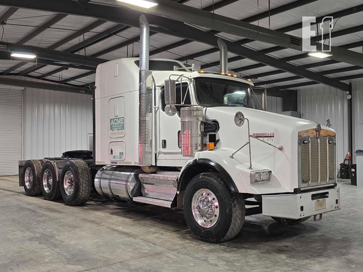 2009-kenworth-t800-image-2