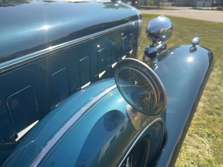 1932-cadillac-v-16-fleetwood-image-55