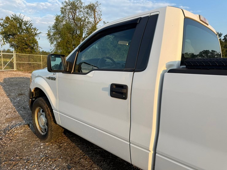 2014-ford-f150-image-27