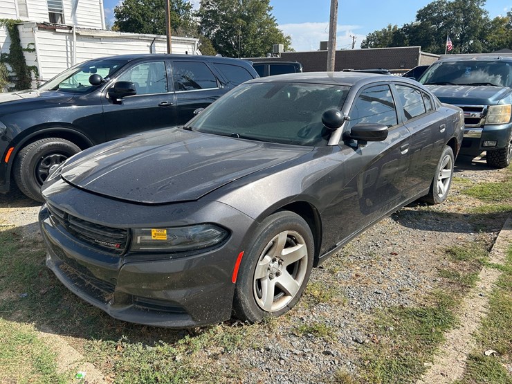 #10592-•-*inop-2016-dodge-charger-sedan-2c3cdxat1gh229008-inv#10592-image-1