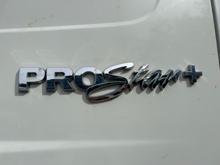 2013-international-prostar-image-64