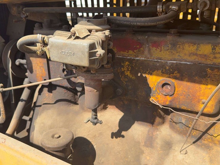 caterpillar-10-image-26