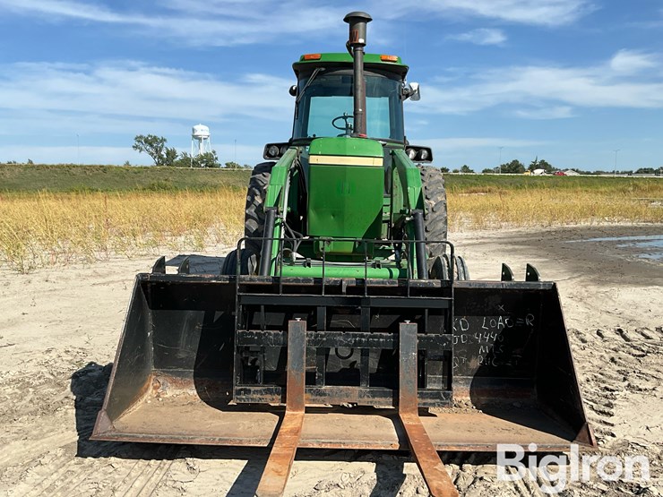1982-john-deere-4240-image-2