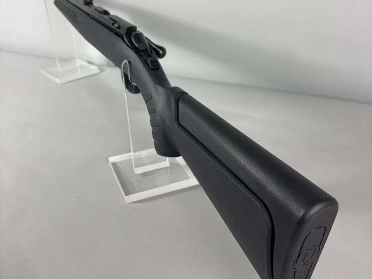 ruger-american-.22-wmr-bolt-action-rifle-sn#-836-81026,-additional-butt-plate-with-higher-cheek-rest,-in-original-box-image-7
