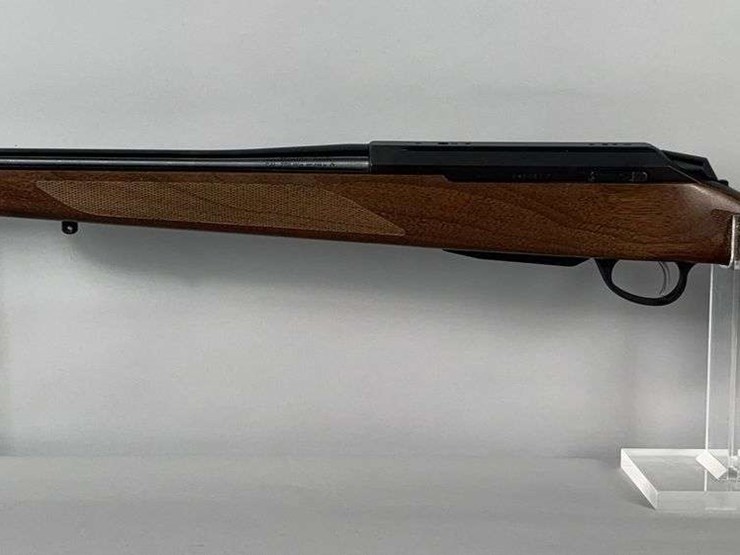 tikka/-beretta-usa-t3x-hunter-.270-win-bolt-action-rifle-sn#-hm0041,-manual,-sling-mounts,-in-original-box-image-2