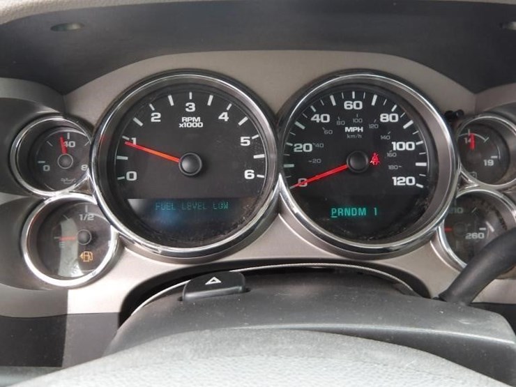 2013-chevrolet-silverado-2500-image-20