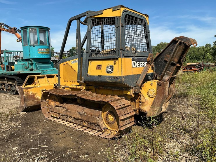 deere-650j-lt-image-3