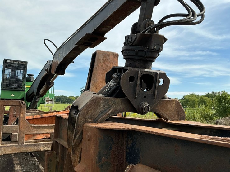 deere-335c-image-54