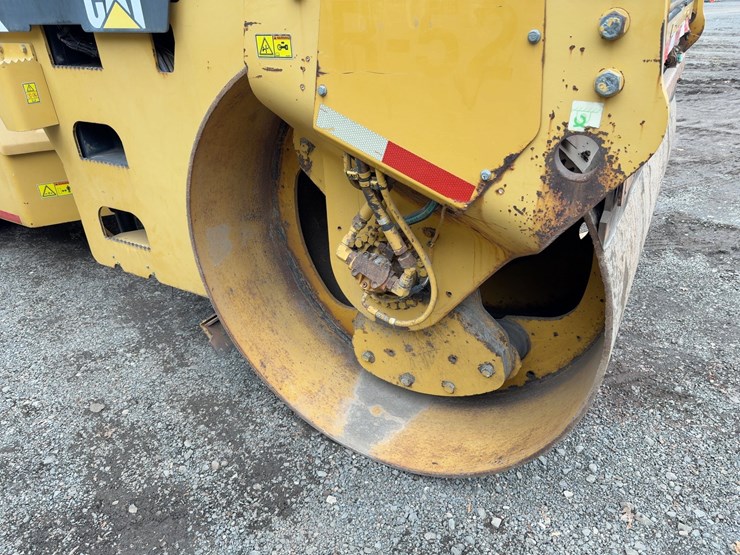 2008-caterpillar-cb-534dxw-image-8