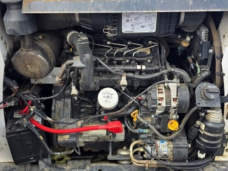 2019-bobcat-s595-image-40