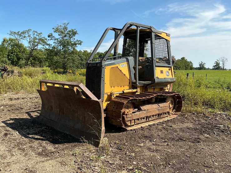 deere-650j-lt-image-1
