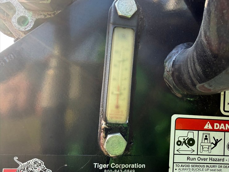 2017-john-deere-6110m-image-26
