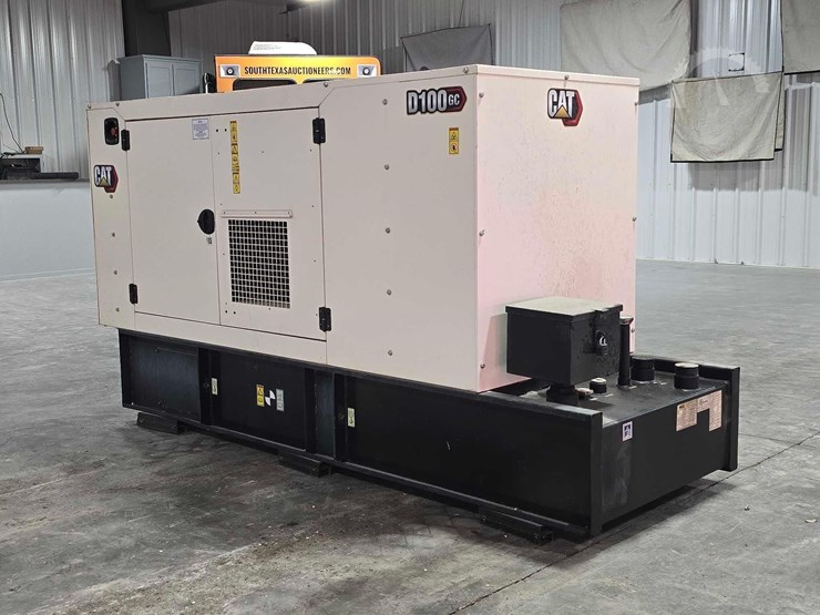 caterpillar-d100gc-image-4