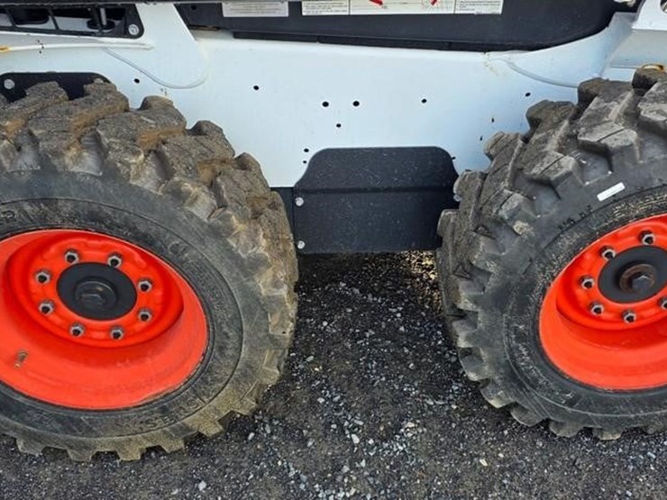 2018-bobcat-s550-image-11