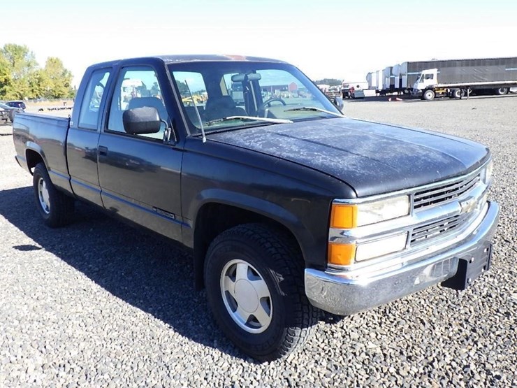 1994-chevrolet-2500-image-3