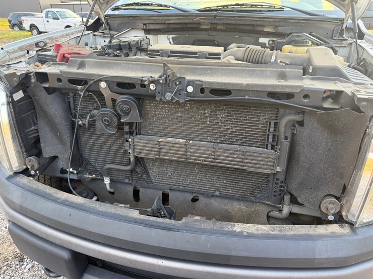 2014-ford-f150-image-33