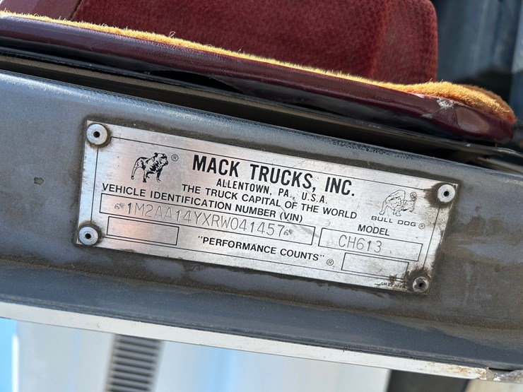 1994-mack-ch613-image-86