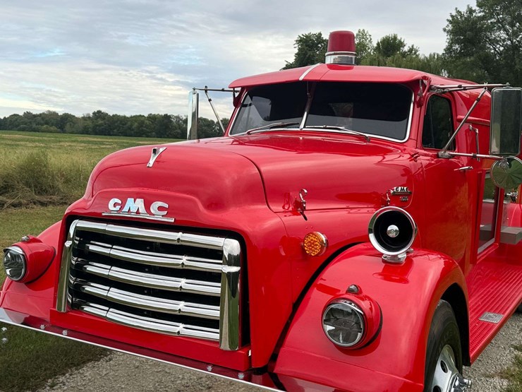 1953-gmc-630-event-truck-image-4