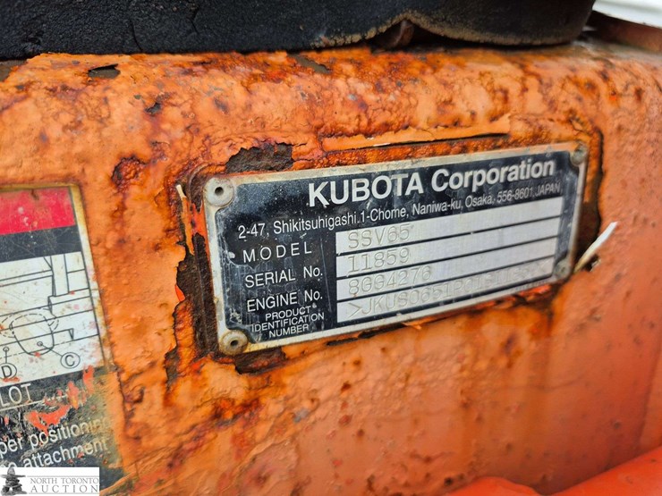2018-kubota-ssv65-image-14