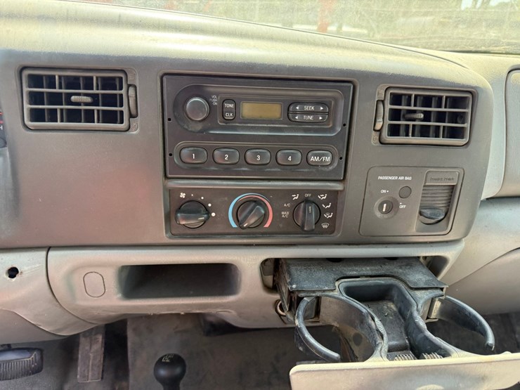 2004-ford-f450-image-65