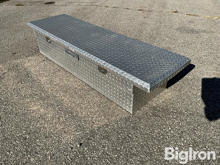 delta-champion-aluminum-pickup-toolbox-image-1