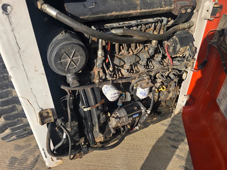 bobcat-873-image-17