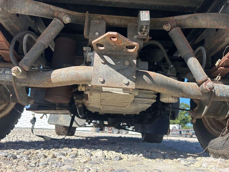 2002-toro-workman-3200-image-17