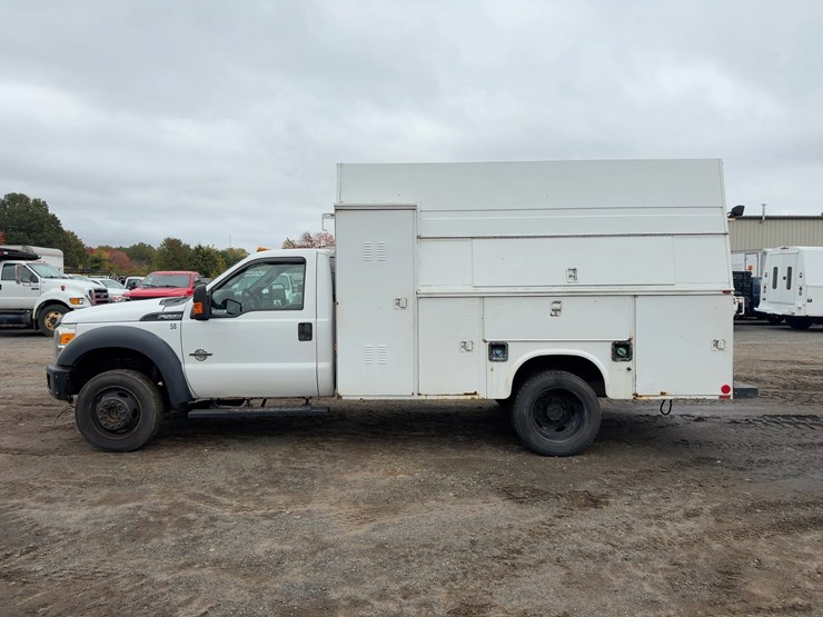 2013-ford-f550-xl-image-2