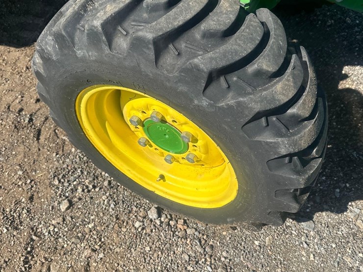2022-john-deere-3043d-image-20