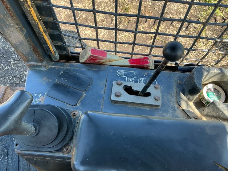 deere-650j-lt-image-15