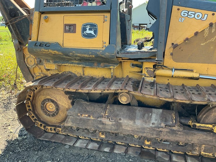 deere-650j-lt-image-41