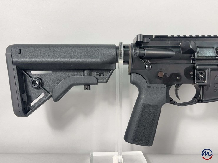 radical-firearms-rf-15-5.56mm-rifle-sn#-25-088585,-adjustable-stock,-manual,-in-original-box-image-11