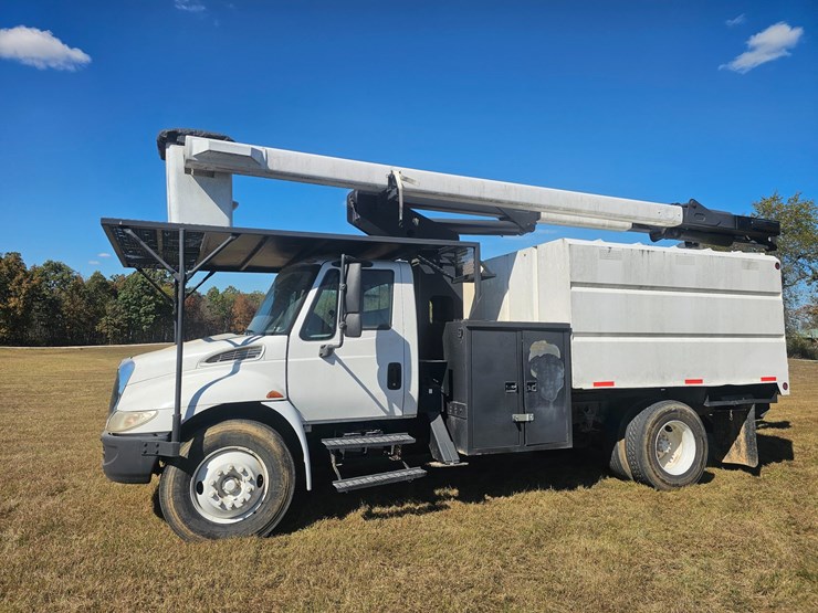 2005-international-durastar-4300-image-4