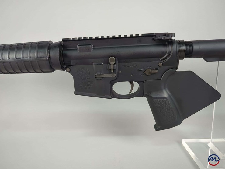 smith-&-wesson-m&p-15-sport-ii-5.56-nato-rifle-sn#-tu77768,-adjustable-stock,-manual,-in-original-box-image-4
